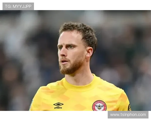 勒沃库森考虑临时签约新门将